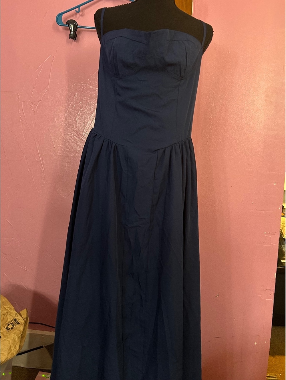 Elegant Navy Blue Strapless Maxi Dress with Adjustable Straps